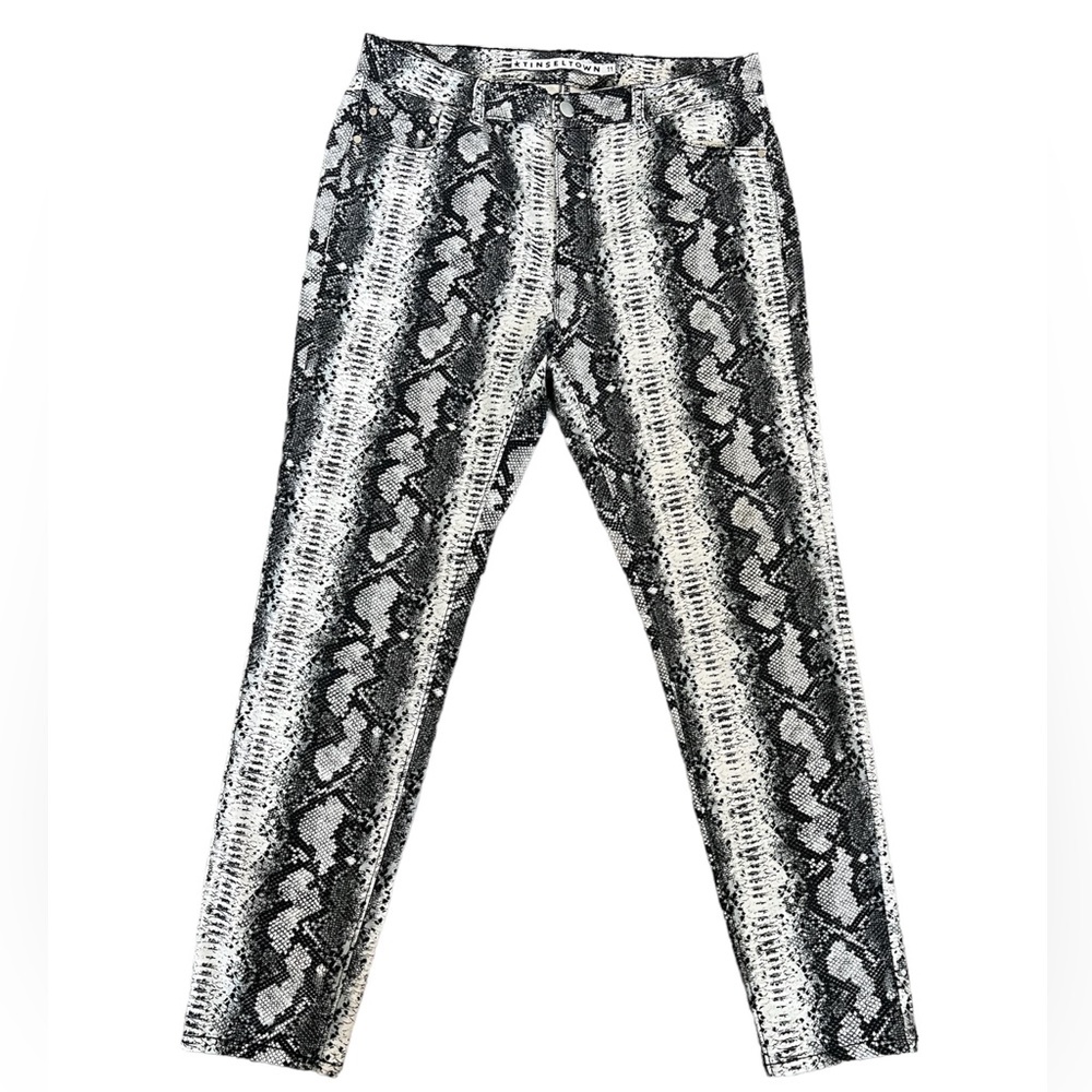 Tinseltown Women’s Black Gray Snake Print 5-Pocket Skinny Jean Size 11
